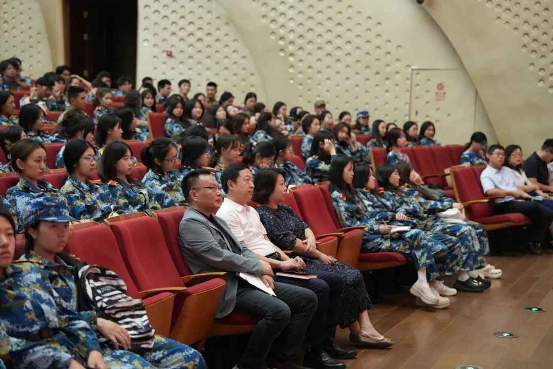 640.jpg 图片